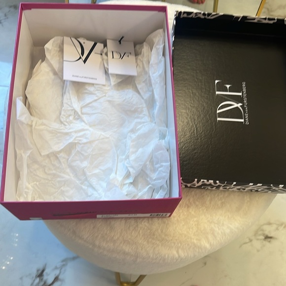 Beautiful DVF black mesh heels — always gorgeous. - Picture 5 of 6